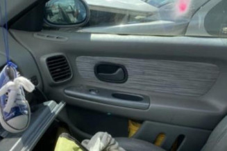 Leve vitre electrique avant droit RENAULT LAGUNA 1