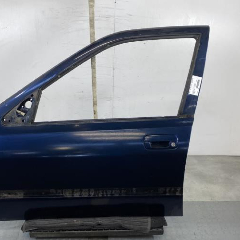 Porte avant gauche PEUGEOT 406 Photo n°1