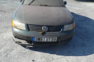 Aile avant droit VOLKSWAGEN PASSAT 4