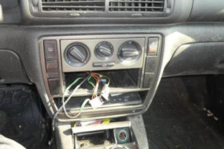 Aile avant droit VOLKSWAGEN PASSAT 4