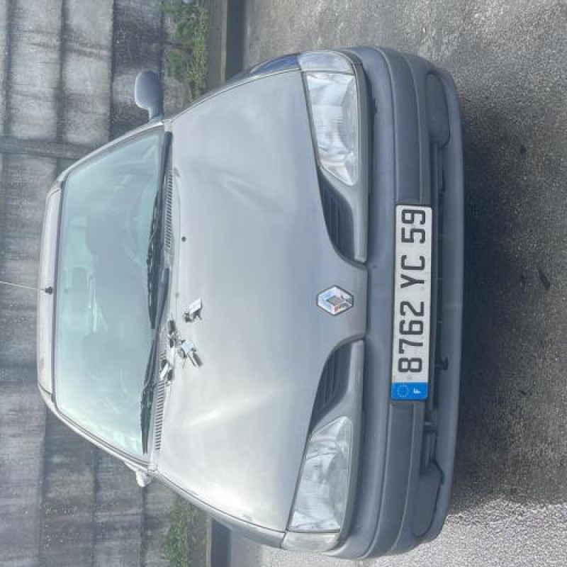 Malle/Hayon arriere RENAULT MEGANE 1 Photo n°14