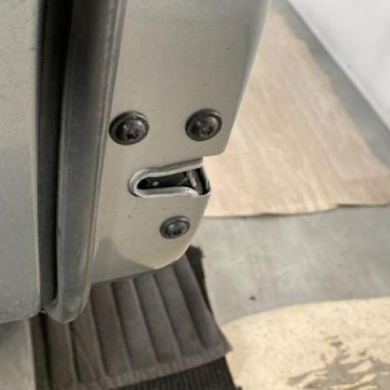 Porte avant gauche OPEL ASTRA J Photo n°3