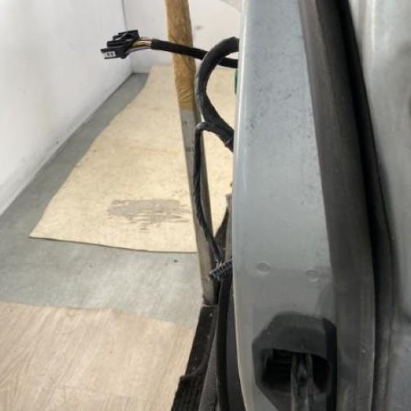 Porte avant gauche OPEL ASTRA J Photo n°4