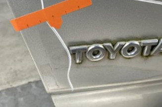 Malle/Hayon arriere TOYOTA COROLLA VERSO 2