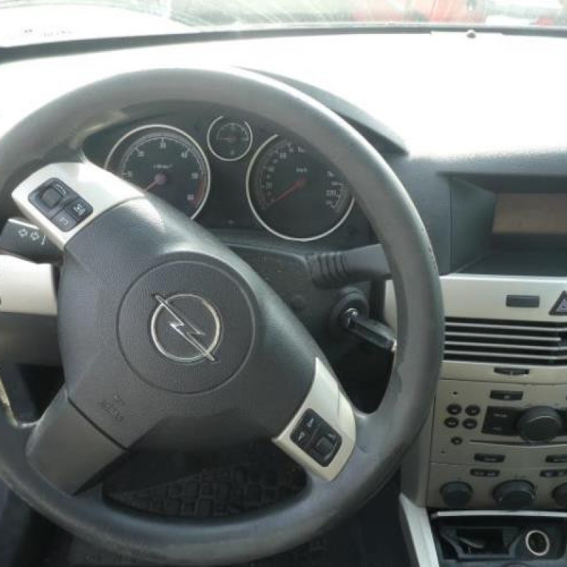 Aile avant droit OPEL ASTRA H Photo n°14