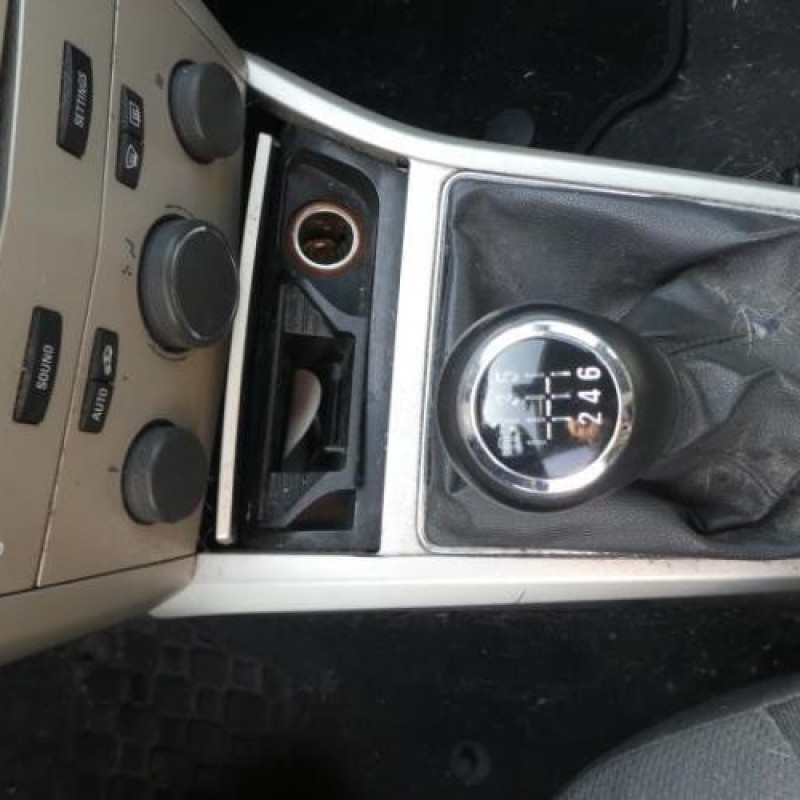 Aile avant droit OPEL ASTRA H Photo n°17