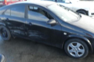 Capot NISSAN PRIMERA 4
