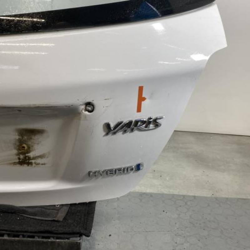 Malle/Hayon arriere TOYOTA YARIS 3 Photo n°8