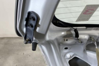 Malle/Hayon arriere TOYOTA YARIS 3