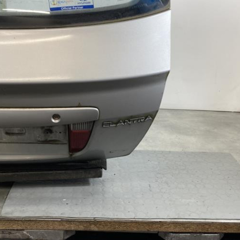 Malle/Hayon arriere HYUNDAI ELANTRA 1 Photo n°6