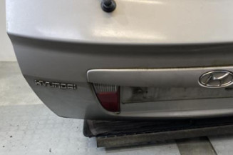 Malle/Hayon arriere HYUNDAI ELANTRA 1