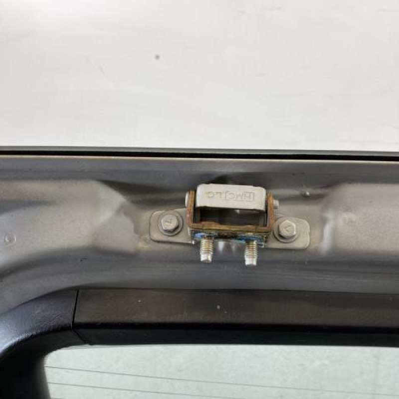 Malle/Hayon arriere HYUNDAI ELANTRA 1 Photo n°8