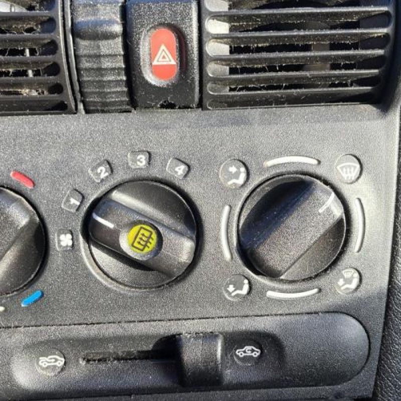 Moteur OPEL CORSA B Photo n°8