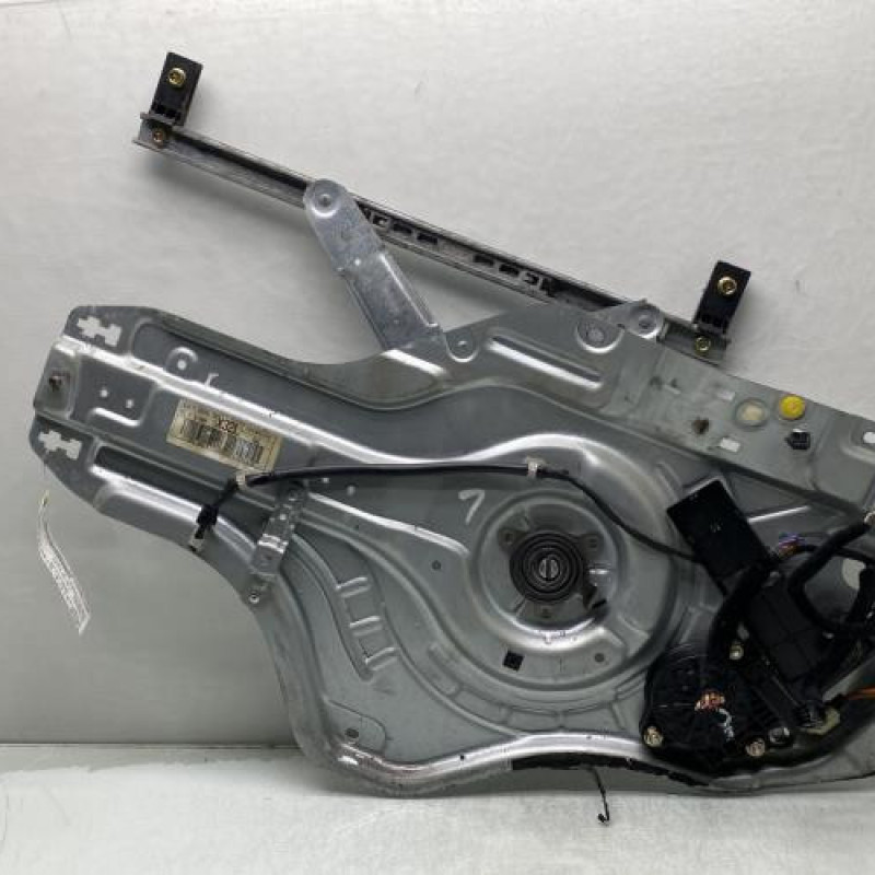 Leve vitre electrique avant gauche HYUNDAI ELANTRA 1 Photo n°1
