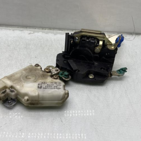 Serrure avant droit NISSAN ALMERA 2