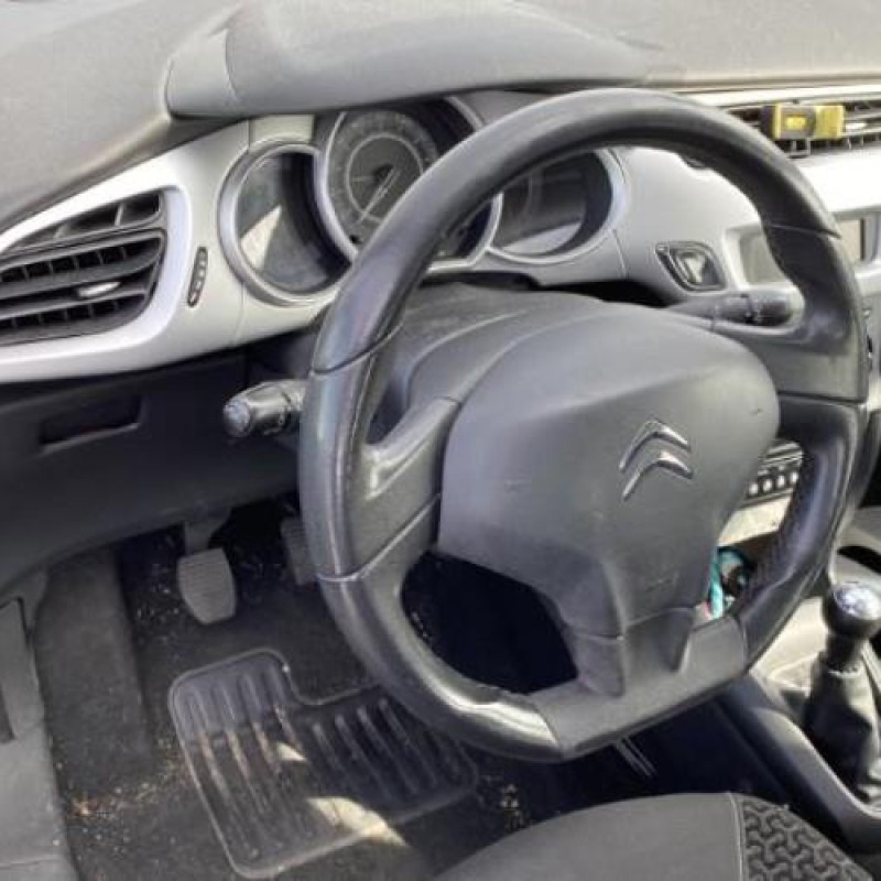 Serrure avant gauche CITROEN C3 2 Photo n°19