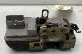 Serrure avant gauche PEUGEOT 206