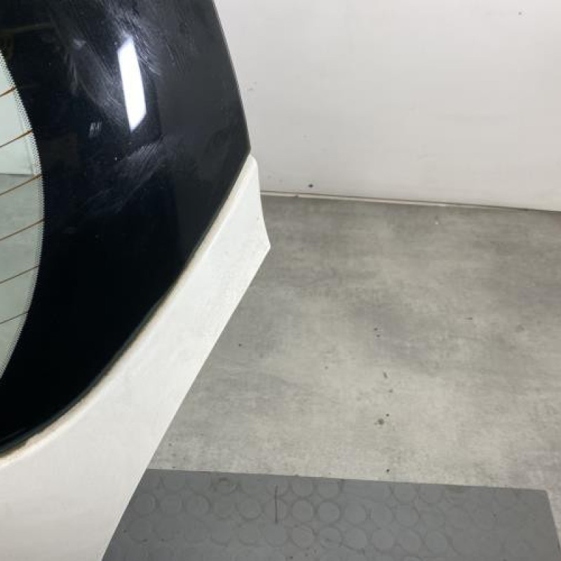 Malle/Hayon arriere FORD KA 2 Photo n°4