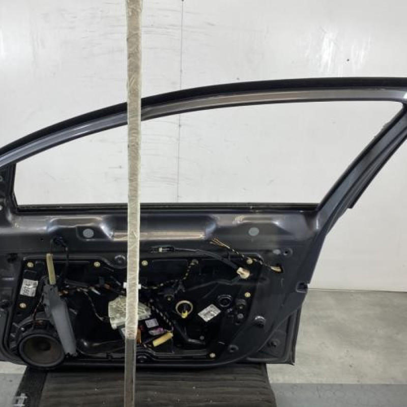 Porte avant droit VOLKSWAGEN GOLF 6 Photo n°6
