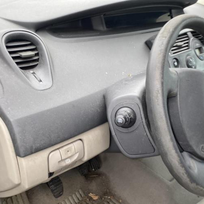 Boite a gants RENAULT SCENIC 2 Photo n°19