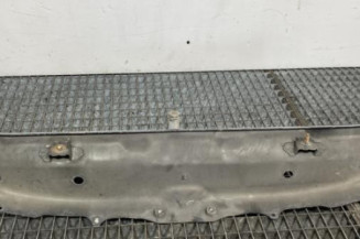 Traverse superieure PEUGEOT 406