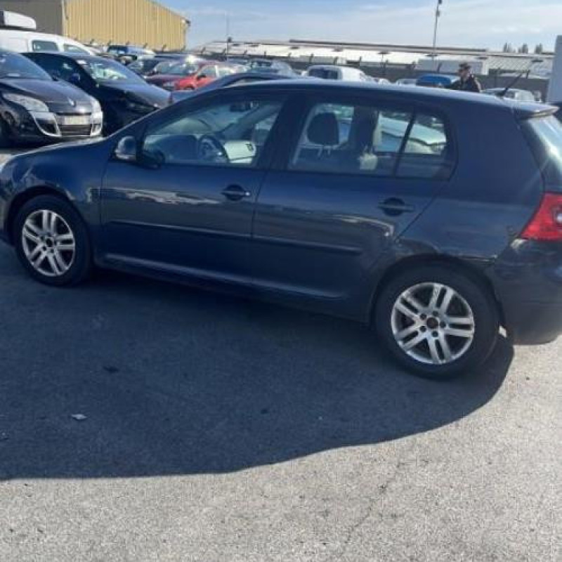 Feu arriere principal droit (feux) VOLKSWAGEN GOLF 5 Photo n°7