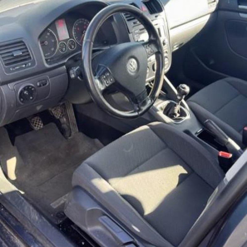Feu arriere principal droit (feux) VOLKSWAGEN GOLF 5 Photo n°8