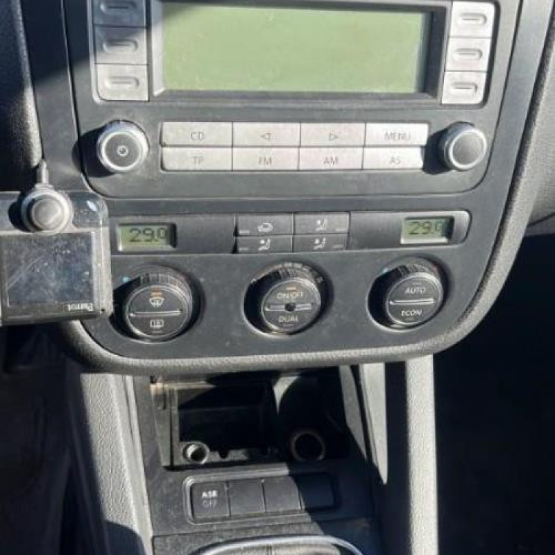 Feu arriere principal droit (feux) VOLKSWAGEN GOLF 5 Photo n°11