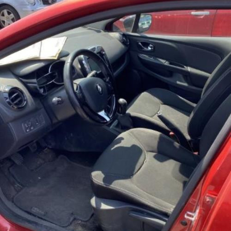 Pretensionneur de ceinture avant droit RENAULT CLIO 4 Photo n°11