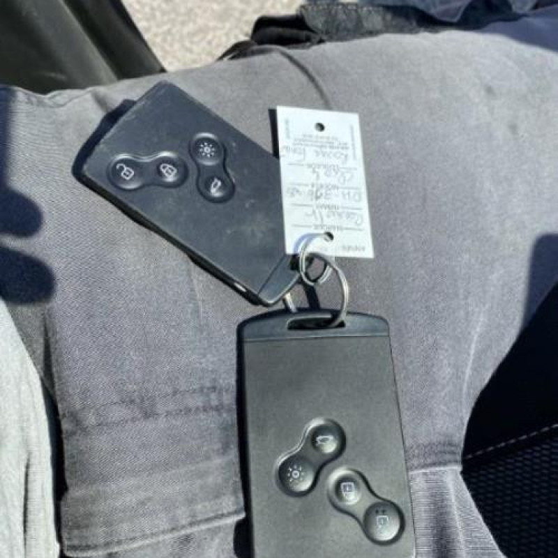 Pretensionneur de ceinture avant droit RENAULT CLIO 4 Photo n°15