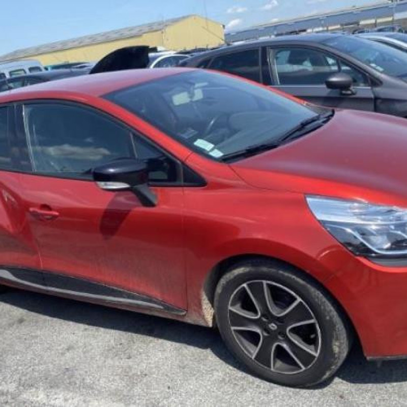 Pretensionneur de ceinture avant droit RENAULT CLIO 4 Photo n°17