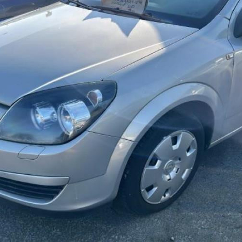 Moteur OPEL ASTRA H Photo n°3