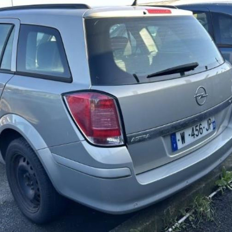 Moteur OPEL ASTRA H Photo n°6