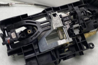 Poignee porte avant droit BMW SERIE 5 F11