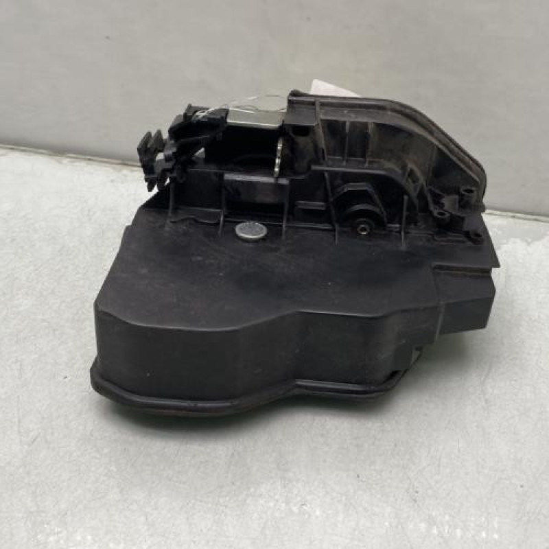 Serrure arriere droit BMW SERIE 5 F11 Photo n°2