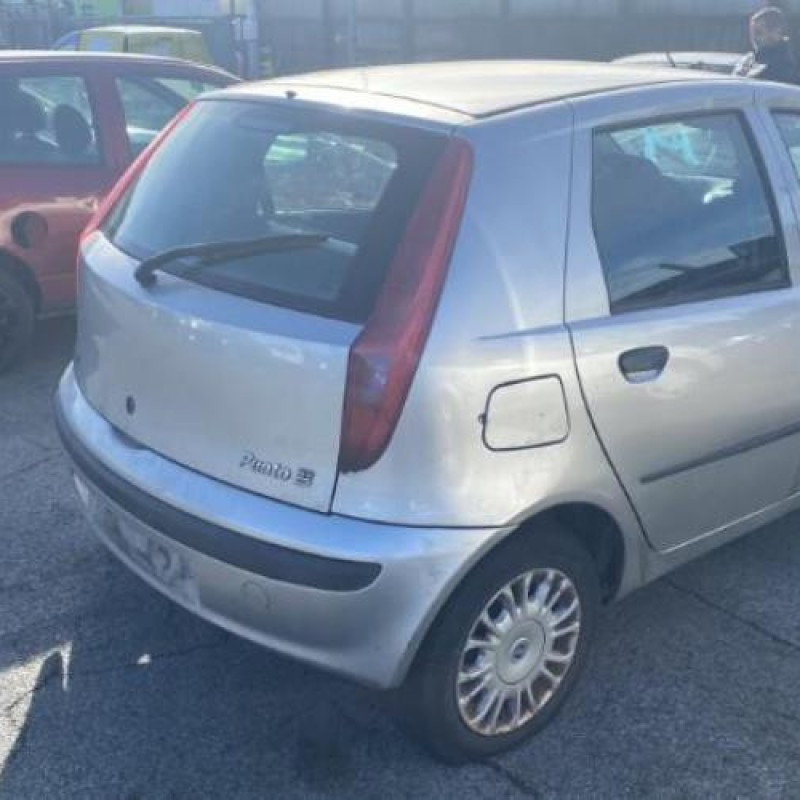 Porte arriere droit FIAT PUNTO 2 Photo n°9