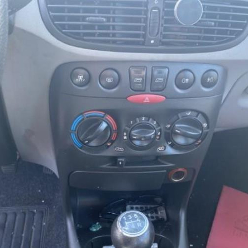 Porte arriere droit FIAT PUNTO 2 Photo n°20