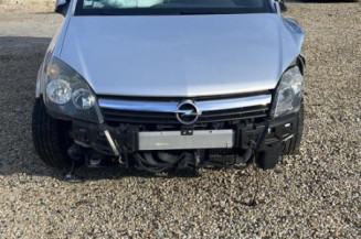 Moteur OPEL ASTRA H Photo n°1