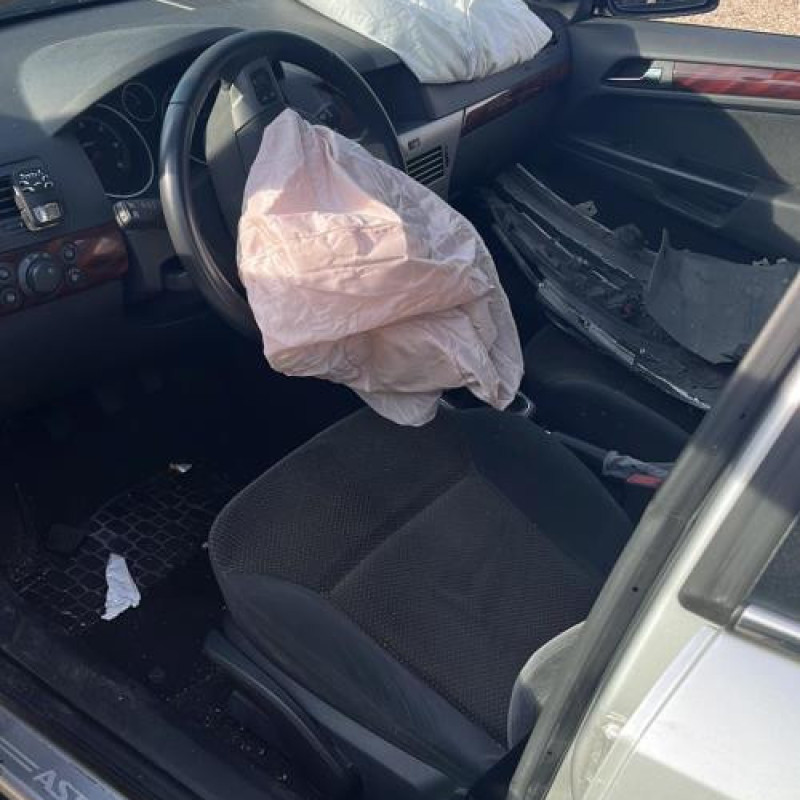 Moteur OPEL ASTRA H Photo n°6