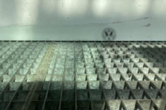 Vitre avant gauche VOLKSWAGEN GOLF 5