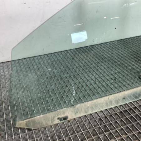 Vitre avant gauche VOLKSWAGEN GOLF 5
