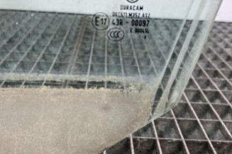 Vitre avant gauche VOLKSWAGEN GOLF 5