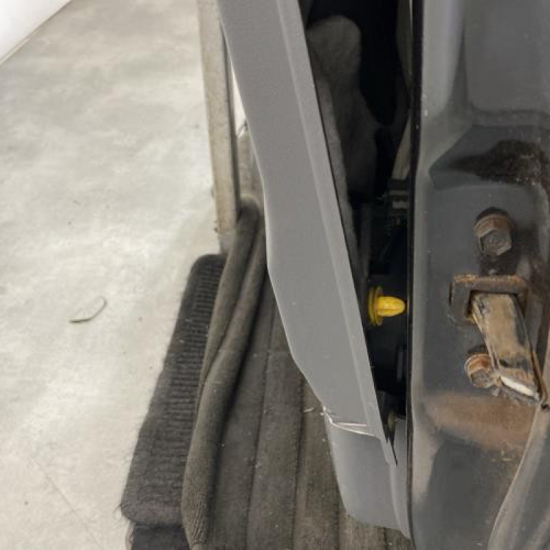 Porte avant gauche KIA RIO 2 Photo n°6