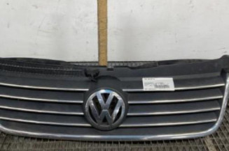 Calandre VOLKSWAGEN PASSAT 4 Photo n°1