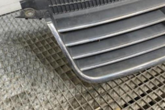 Calandre VOLKSWAGEN PASSAT 4
