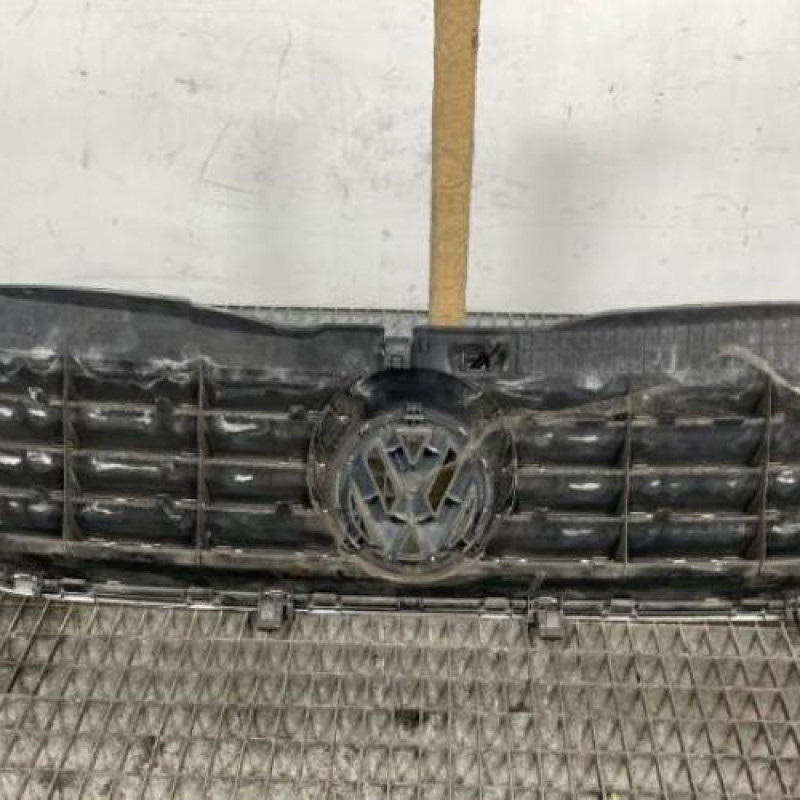 Calandre VOLKSWAGEN PASSAT 4 Photo n°4