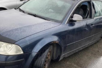 Calandre VOLKSWAGEN PASSAT 4