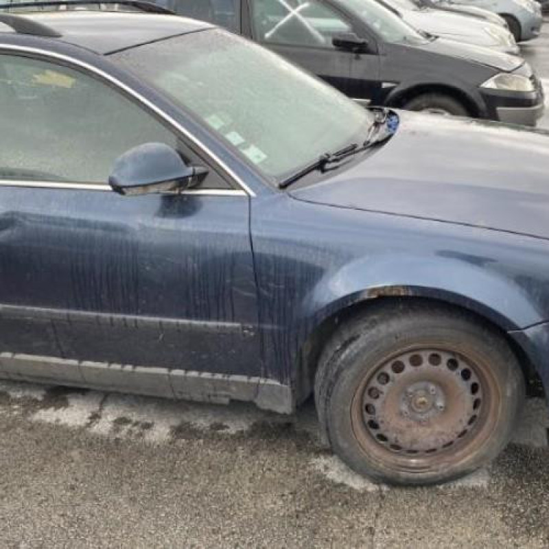 Calandre VOLKSWAGEN PASSAT 4 Photo n°14