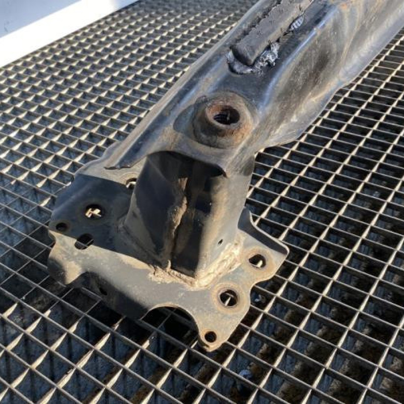 Renfort pare choc avant (traverse) VOLKSWAGEN TOUAREG 1 Photo n°3