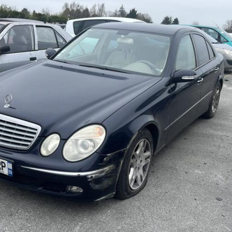 Capot MERCEDES CLASSE E 211 Photo n°12